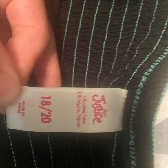 Justice 18/20 size girls skirt - Picture 2 of 3